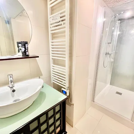 Apartment Grand Duplex - Chic & Confort - Vieux-port 2min A Pied - Climatisation - Wifi Gratuit La Rochelle (Charente-Maritime)